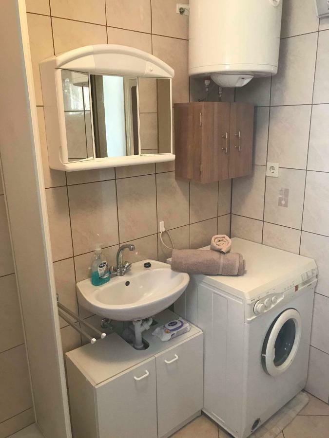 Apartamento Sekler Ante Tribunj Tribalj Exterior foto