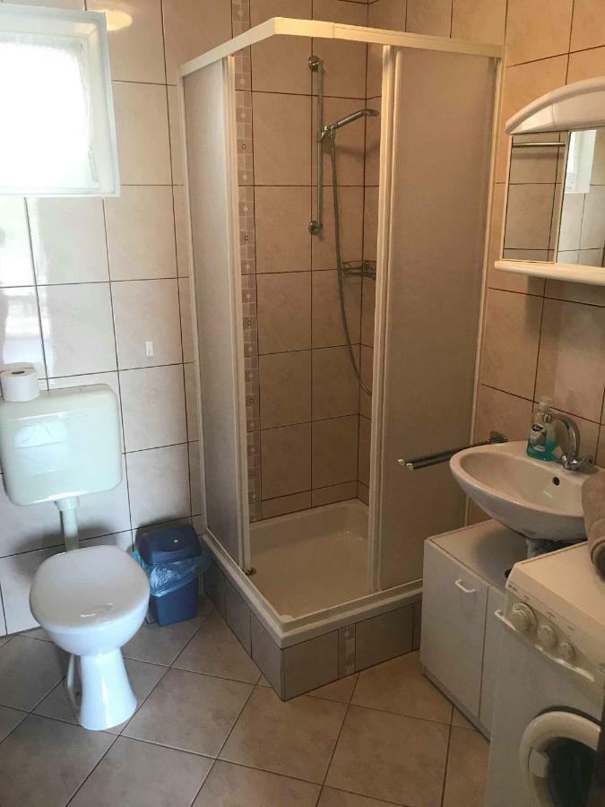 Apartamento Sekler Ante Tribunj Tribalj Exterior foto