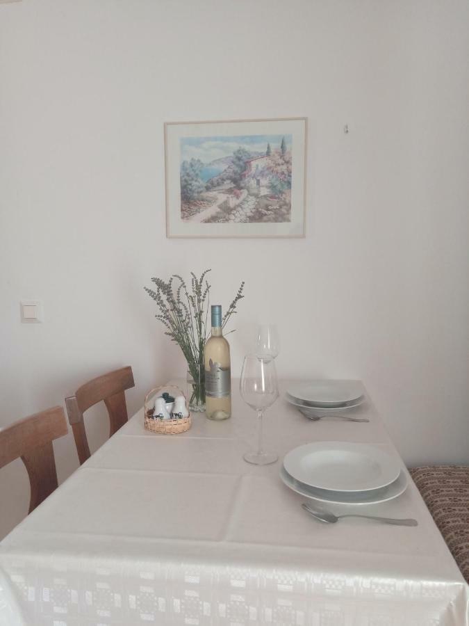 Apartamento Sekler Ante Tribunj Tribalj Exterior foto